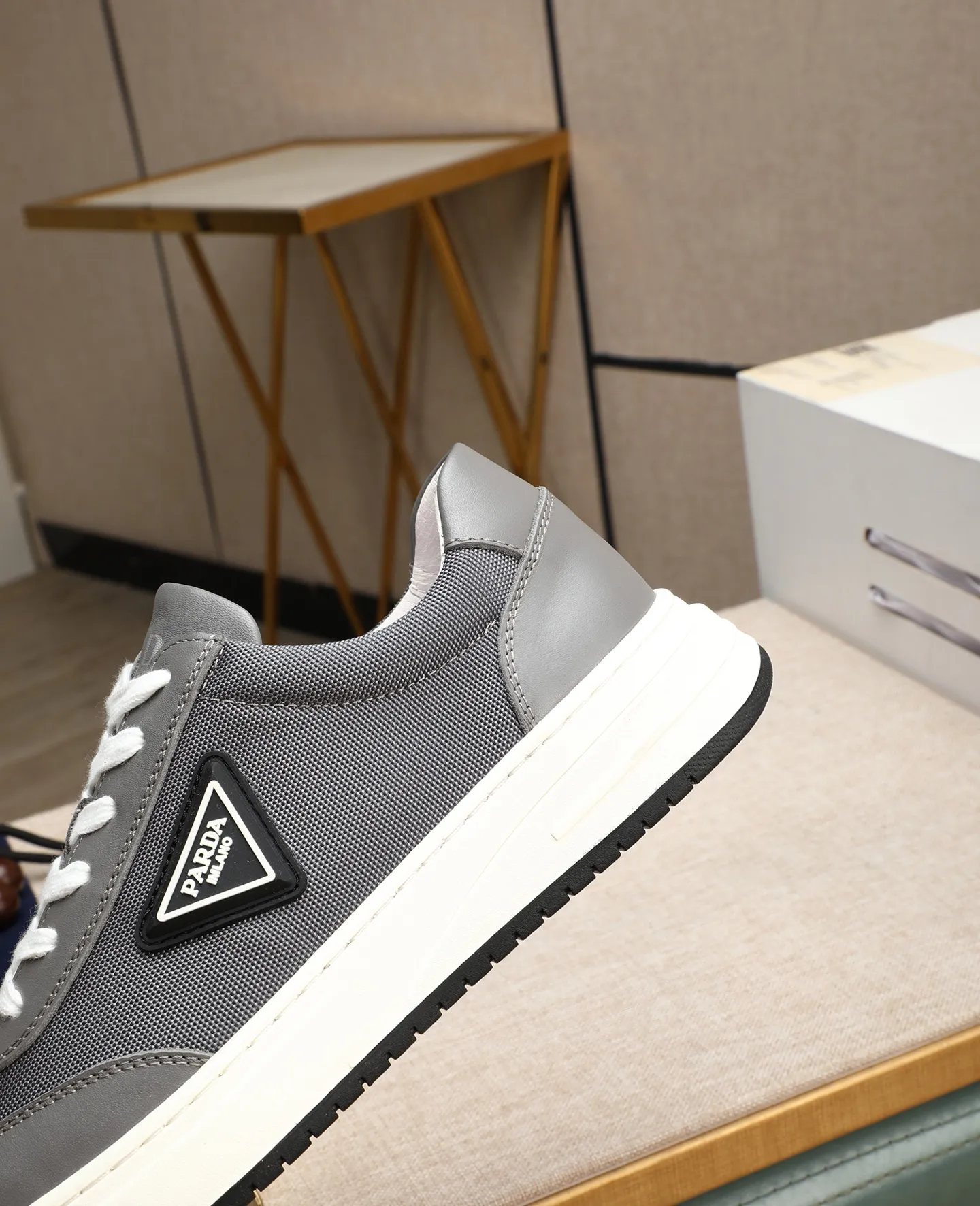 Men's men's shoes 💰420 🌹🌹[PRADA—Prada] latest model 🙈original replica! 👟👟👟Available here. The workmanship is top-notch. The upper is made of Italian 🇮🇹Imported calfskin. ❗️Breathable genuine leather lining @Suitable for travel. The original version has an enlarged engraved sole, making it suitable for all kinds of travels, showing low-key luxury. Let quality speak for itself. Color: Size: 38-44